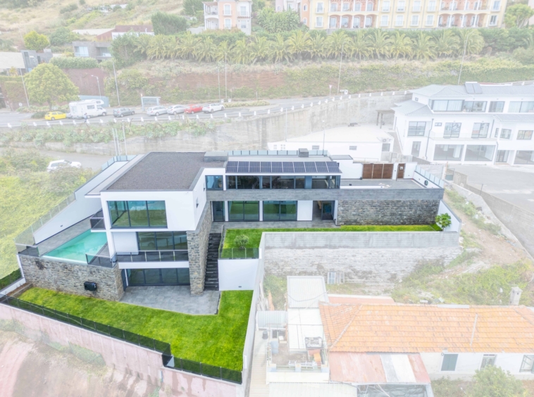 moradia-t3-luxo-neves-sao-goncalo-funchal-madeira-atlantico-pro-real-estate 