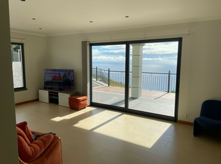 moradia-t4-arco-da-calheta-madeira-atlantico-pro-real-estate