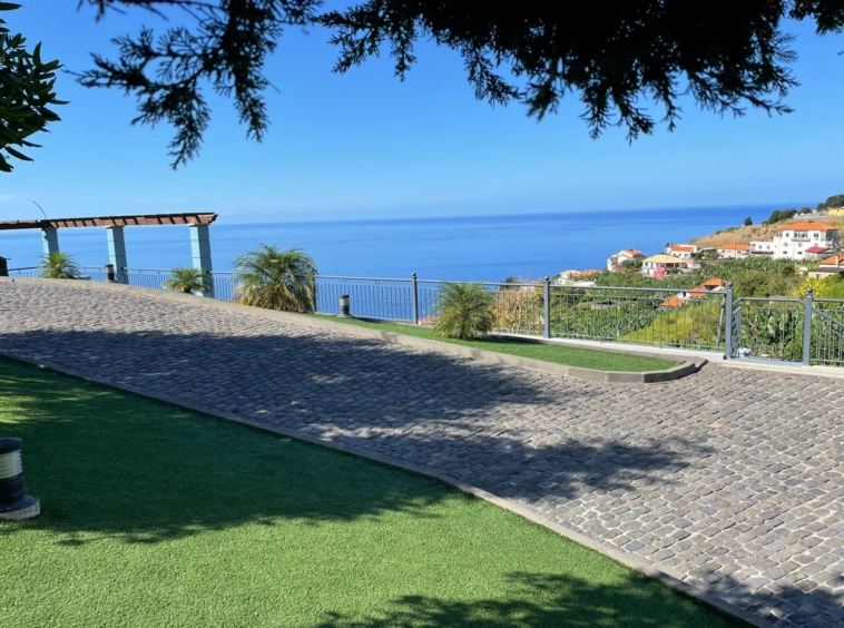 moradia-t4-arco-da-calheta-madeira-atlantico-pro-real-estate