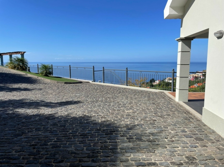 moradia-t4-arco-da-calheta-madeira-atlantico-pro-real-estate