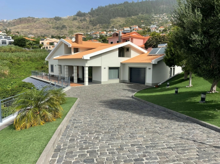 moradia-t4-arco-da-calheta-madeira-atlantico-pro-real-estate