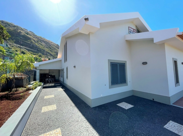 moradia-t4-arco-da-calheta-madeira-atlantico-pro-real-estate